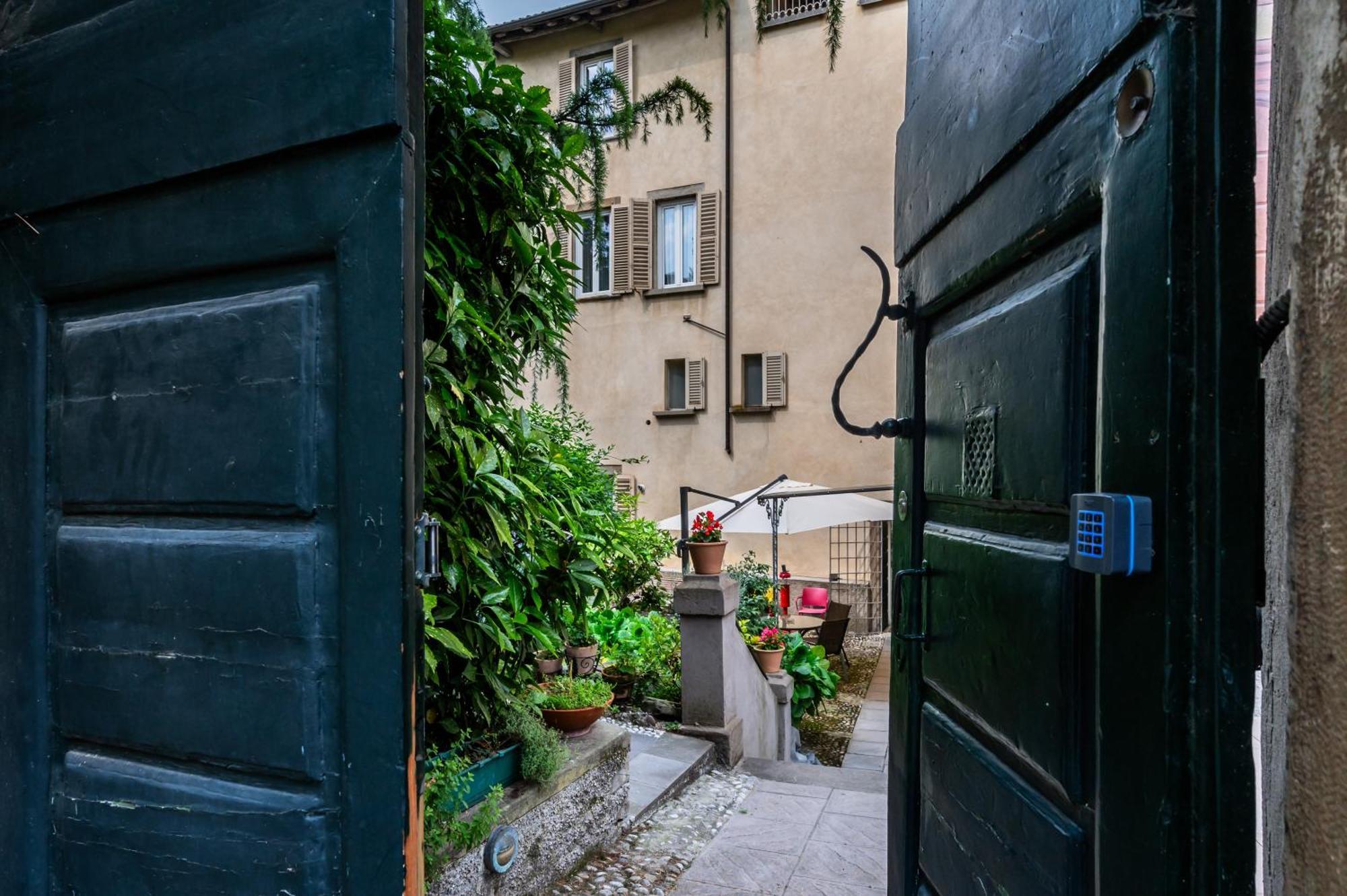 Hotel Palazzo Rivola à Bergame Extérieur photo